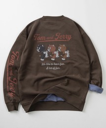 【71】【TOM＆JERRY/トムとジェリー】ジェリー チーズうずくまり/振り返りタフィーたち 裏配色 クルーネック スウェット/トレーナー/オーバーサイズ/ユニセックス/レディース/メンズ