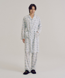 ORCITE（オルシテ）の「成人 H027 リングシュトラセ ローブ（ルームウェア/パジャマ）」