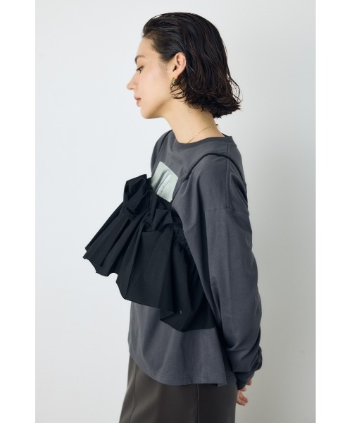 AZUL by moussy(アズールバイマウジー)の「ギャザーフリルキャミソールビスチェ 秋服 冬服 春服 夏服 レイヤード チェック 無地 デザイントップス(キャミソール・レディース・ブラック/ブラック系その他/ライトベージュ・FREE)」の6枚目の写真