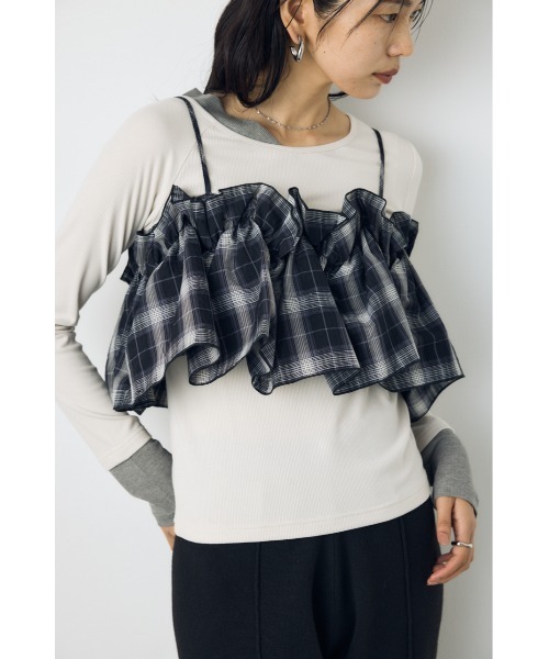 AZUL by moussy(アズールバイマウジー)の「ギャザーフリルキャミソールビスチェ 秋服 冬服 春服 夏服 レイヤード チェック 無地 デザイントップス(キャミソール・レディース・ブラック/ブラック系その他/ライトベージュ・FREE)」の15枚目の写真