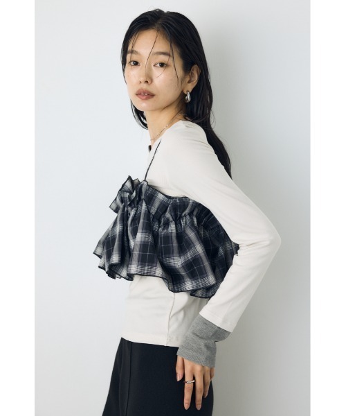 AZUL by moussy(アズールバイマウジー)の「ギャザーフリルキャミソールビスチェ 秋服 冬服 春服 夏服 レイヤード チェック 無地 デザイントップス(キャミソール・レディース・ブラック/ブラック系その他/ライトベージュ・FREE)」の16枚目の写真