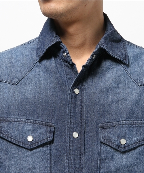 VENCEEXCHANGE（ヴァンスエクスチェンジ）の「フリンジデニムシャツ（シャツ/ブラウス・メンズ・ライトブルー/ブルー・MEDIUM/LARGE）」の5枚目の写真