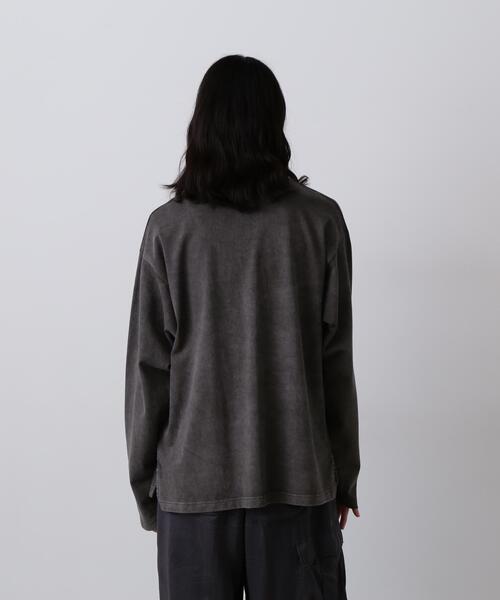 YLEVE(イレーヴ)の「YLEVE / OPEN END COTTON PIGMENT DYE HENRY NECK PULL OVER(Tシャツ/カットソー・メンズ・グレー/ホワイト・5)」の5枚目の写真