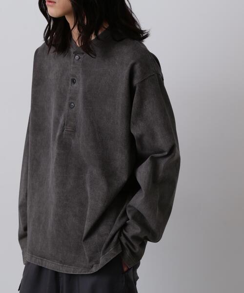 YLEVE(イレーヴ)の「YLEVE / OPEN END COTTON PIGMENT DYE HENRY NECK PULL OVER(Tシャツ/カットソー・メンズ・グレー/ホワイト・5)」の7枚目の写真