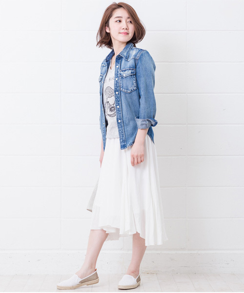 DouDou（ドゥドゥ）の「【DouDou】プリントVネックTシャツ（Tシャツ/カットソー・レディース・ホワイト/グレー/サックスブルー・FREE）」の16枚目の写真