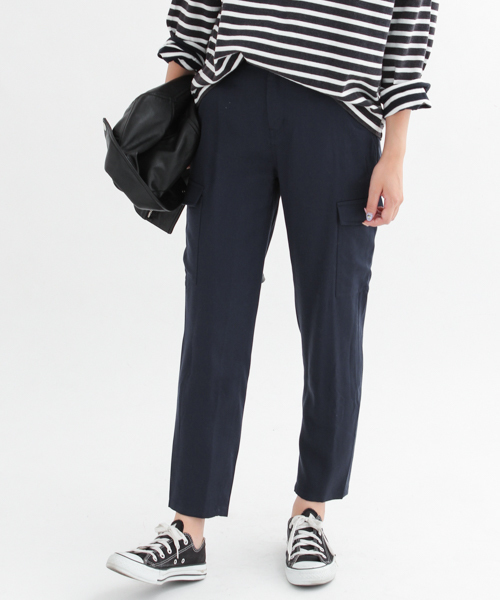 URBAN RESEARCH Sonny Label(アーバンリサーチサニーレーベル)の「Sonny Label テーパードカーゴパンツ(その他パンツ・レディース・カーキ/ネイビー・36/38)」の2枚目の写真