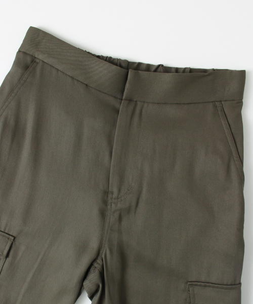 URBAN RESEARCH Sonny Label(アーバンリサーチサニーレーベル)の「Sonny Label テーパードカーゴパンツ(その他パンツ・レディース・カーキ/ネイビー・36/38)」の15枚目の写真
