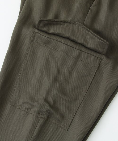 URBAN RESEARCH Sonny Label(アーバンリサーチサニーレーベル)の「Sonny Label テーパードカーゴパンツ(その他パンツ・レディース・カーキ/ネイビー・36/38)」の6枚目の写真