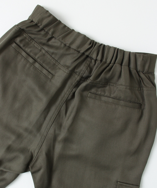 URBAN RESEARCH Sonny Label(アーバンリサーチサニーレーベル)の「Sonny Label テーパードカーゴパンツ(その他パンツ・レディース・カーキ/ネイビー・36/38)」の3枚目の写真