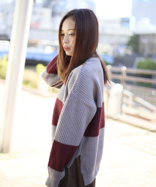 Denime(ドゥニーム)の「ワイドボーダーサイドスリットニット(ニット/セーター・レディース・グレー/ネイビー・FREE)」の9枚目の写真