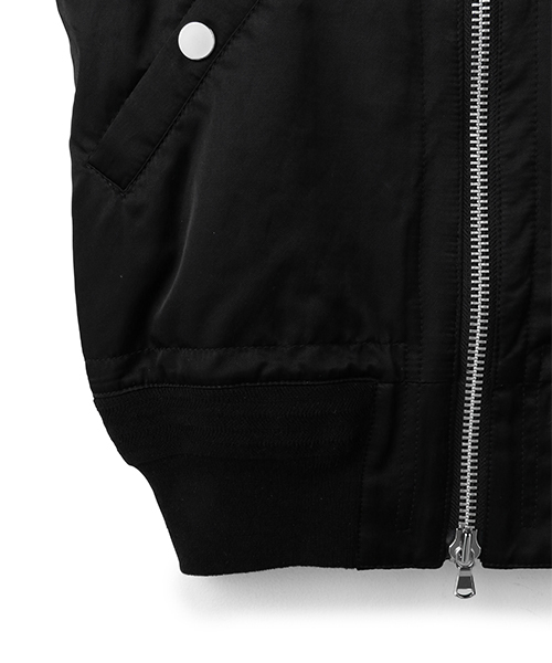 ESTNATION（エストネーション）の「ESTNATION サテンMA-1ブルゾン（MA-1・メンズ・ホワイト/ブラック/オリーブ・LARGE/MEDIUM/SMALL）」の19枚目の写真