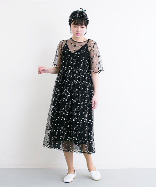 Merlot Plus メルロープリュス の 小花柄刺繍レースワンピース5970 ワンピース Wear