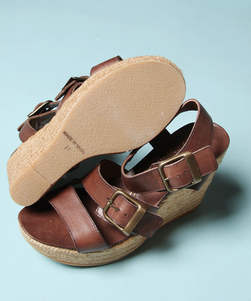 CIAOPANIC（チャオパニック）の「GAIMO×Ciaopanic3ベルトウェッジ（サンダル・レディース・モカ/キャメル/レッド・22.5cm/23.5cm/24.5cm）」の5枚目の写真