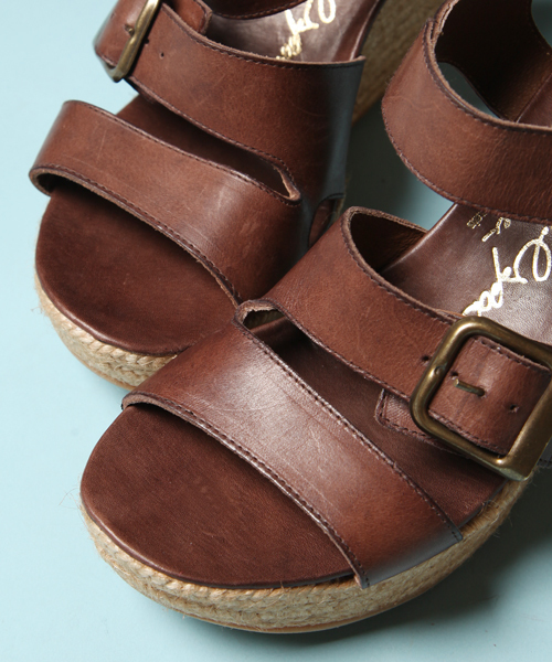 CIAOPANIC（チャオパニック）の「GAIMO×Ciaopanic3ベルトウェッジ（サンダル・レディース・モカ/キャメル/レッド・22.5cm/23.5cm/24.5cm）」の11枚目の写真