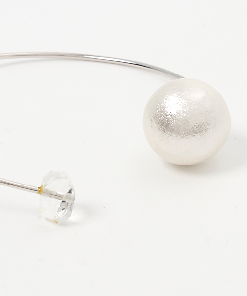 anq.（アンク）の「「anq.」コットンパールバングル（バングル/リストバンド・レディース・ホワイト・ONE SIZE/M/L）」の3枚目の写真