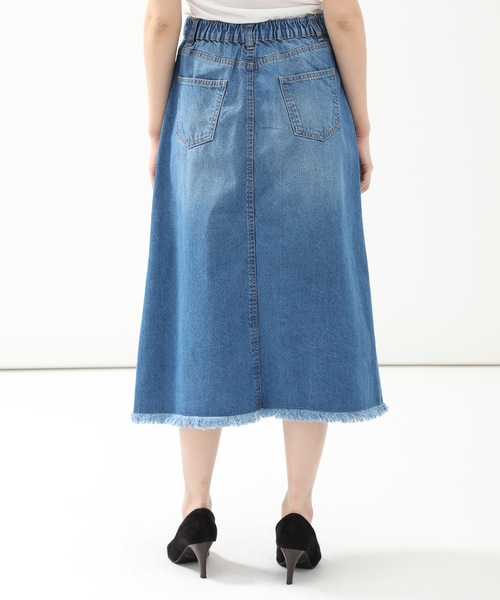 Honeys（ハニーズ）の「裾フリンジデニムロングスカート（デニムスカート・レディース・ワンウォッシュ/ブルー/ライトインディゴブルー・L/LL/M/S）」の10枚目の写真