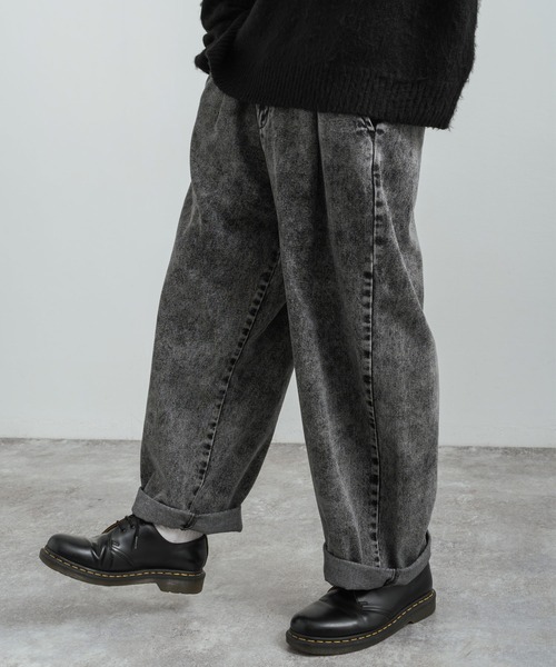 Rocky Monroe（ロッキーモンロー）の「ワイドデニムバルーンスケーターパンツ 10オンス（デニムパンツ・メンズ・ワンウォッシュ/ブルー/インディゴブルー/ブラック/ブルー系その他2/ブルー系その他3/ブラック系その他2/ブラック系その他3/ブルー系その他/ブラック系その他/キナリ/ブルー系その他4/ホワイト系その他/ブルー系その他6/ブルー系その他5/ブルー系その他7/ブルー系1/ブルー系/ダークグリーン/ブラック系1/ブラック系/ダークグリーン系・L/M/S/SMALL/MEDIUM/LARGE）」の9枚目の写真