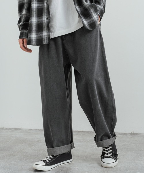 Rocky Monroe（ロッキーモンロー）の「ワイドデニムバルーンスケーターパンツ 10オンス（デニムパンツ・メンズ・ワンウォッシュ/ブルー/インディゴブルー/ブラック/ブルー系その他2/ブルー系その他3/ブラック系その他2/ブラック系その他3/ブルー系その他/ブラック系その他/キナリ/ブルー系その他4/ホワイト系その他/ブルー系その他6/ブルー系その他5/ブルー系その他7/ブルー系1/ブルー系/ダークグリーン/ブラック系1/ブラック系/ダークグリーン系・L/M/S/SMALL/MEDIUM/LARGE）」の7枚目の写真