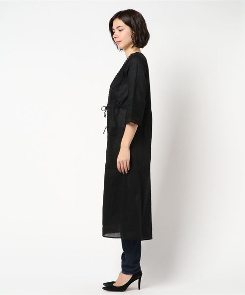 LOWRYS FARM(ローリーズファーム)の「Aレースマエアキワンピース 785970 (ワンピース・レディース・オフホワイト/ブラック・LARGE/MEDIUM)」の3枚目の写真