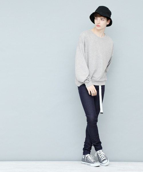 EMMA CLOTHES(エマクローズ)の「TRビッグサイズドロップショルダースウェット(スウェット・メンズ・ブラック/オフホワイト/グレー/ライトパープル・FREE)」の14枚目の写真