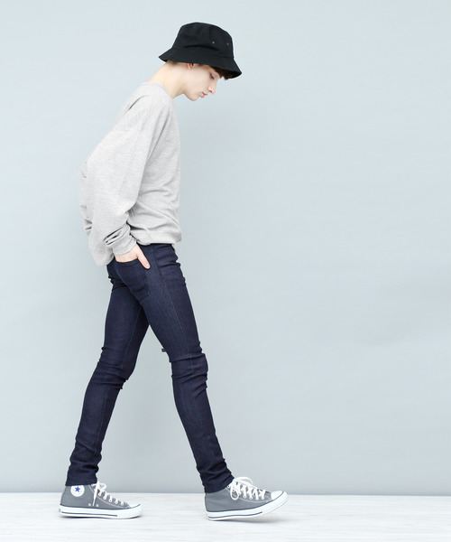 EMMA CLOTHES(エマクローズ)の「TRビッグサイズドロップショルダースウェット(スウェット・メンズ・ブラック/オフホワイト/グレー/ライトパープル・FREE)」の12枚目の写真