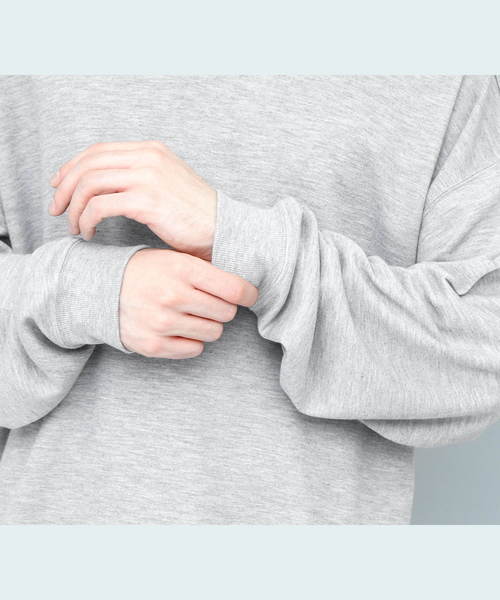 EMMA CLOTHES(エマクローズ)の「TRビッグサイズドロップショルダースウェット(スウェット・メンズ・ブラック/オフホワイト/グレー/ライトパープル・FREE)」の9枚目の写真