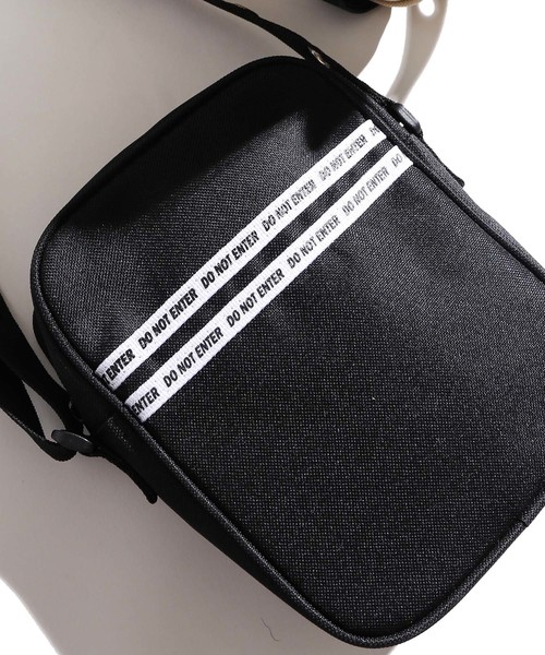 WEGO（ウィゴー）の「WEGO/ロゴパイピングミニショルダーバッグ（ショルダーバッグ・レディース・ブラック/オレンジ/ベージュ/ホワイト/パープル・FREE）」の3枚目の写真