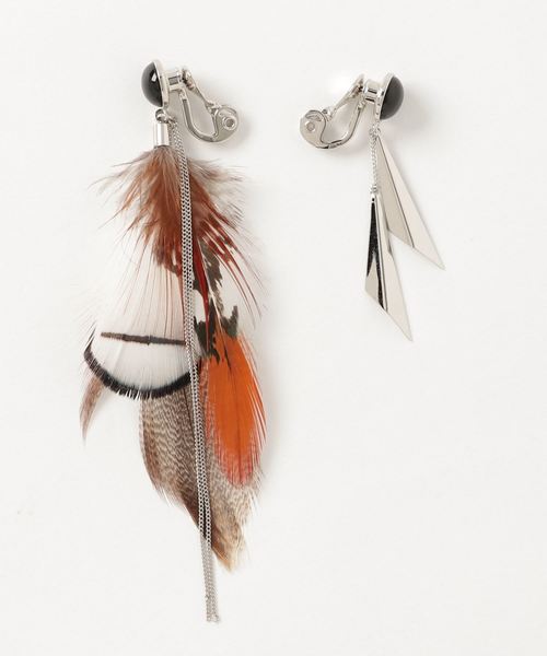 city（シティ）の「【CITY】FEATHER ASYMMETRIC EARRING ORG（イヤリング・レディース・オレンジ・FREE）」の4枚目の写真