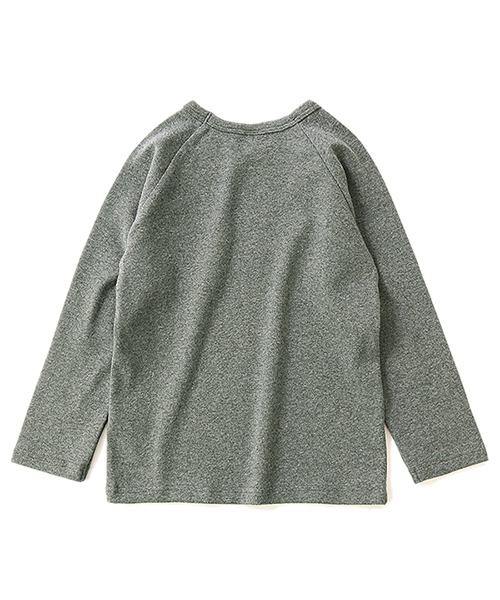 devirock（デビロック）の「ポケット付厚手もっちり長袖Tシャツ（Tシャツ/カットソー・キッズ・ブラック/ネイビー/オフホワイト/カーキ/ラベンダー/ヘザーチャコール/スモークピンク・100cm/120cm/130cm/140cm/150cm/160cm/110cm）」の12枚目の写真