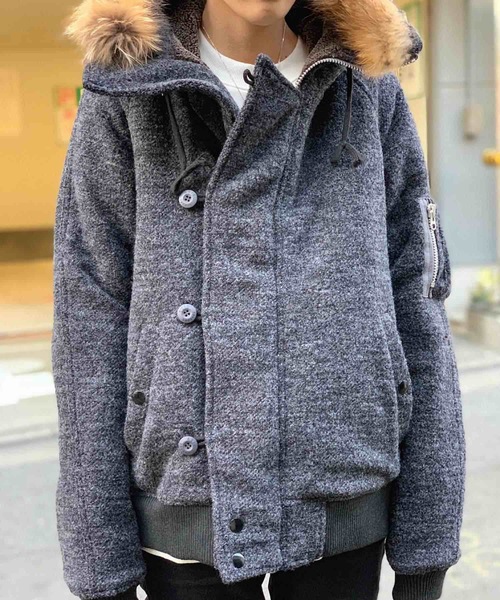 rovtski（ロフトスキー）の「WINTER BLACK　N-2B with FUR　F（ミリタリージャケット・レディース・ブラック/グレー・MEDIUM/LARGE）」の5枚目の写真
