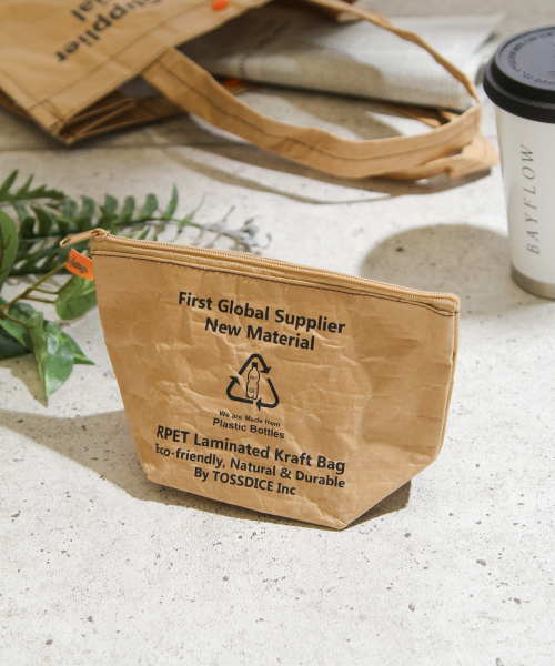 BAYFLOW（ベイフロー）の「RECYCLED PET BOTTLE PAPER POUCH