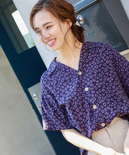 BAYFLOW(ベイフロー)の「アソートガラカイキンシャツ(シャツ/ブラウス・レディース・パープル/ネイビー/ピンク/イエロー・SMALL/MEDIUM)」の1枚目の写真