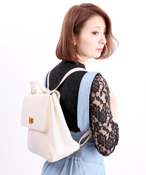 WEGO（ウィゴー）の「WEGO/スクエアリュック（バックパック/リュック・レディース・ホワイト/ブラック/レッド・FREE）」の2枚目の写真