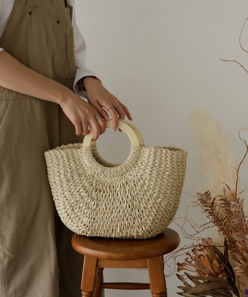 VitaFelice（ヴィータフェリーチェ）の「ウッドハンドルかごトートバッグ（かごバッグ・レディース・ベージュ/アイボリー・FREE）」の22枚目の写真