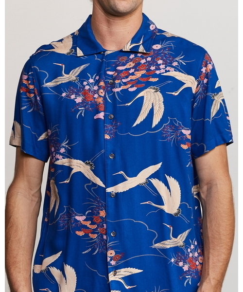 新品 RVCA ハワイアンシャツ RVCA（ルーカ）の「RVCA メンズ BLUE CRANE SS ショートスリーブ