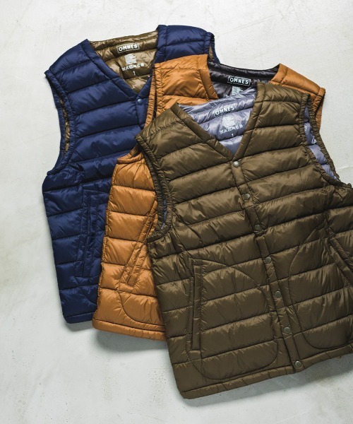 OMNES（オムネス）の「【ユニセックス】Vネックインナーダウンベスト（ダウンベスト・レディース・ブラック/ベージュ/ネイビー/カーキ/キャメル・X-LARGE/XX-LARGE/S/M/L）」の16枚目の写真