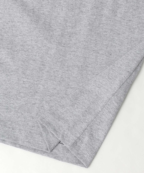 Carhartt(カーハート)の「carhartt/カーハート ビッグシルエット ワンポイント刺繍 ピスネーム ポケット ロングスリーブTシャツ(Tシャツ/カットソー・メンズ・ブラック/ダークブラウン/ネイビー/グレー/グリーン/ワイン/チャコール/ダークオリーブ/ブルー系その他/グリーン系その他/ホワイト・S/M/L/XL)」の12枚目の写真