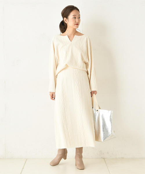 DouDou（ドゥドゥ）の「カットジャガードプルオーバー（Tシャツ/カットソー・レディース・オフホワイト/モカ・FREE）」の9枚目の写真