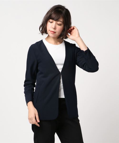 TRUDEA(トルディア)の「Vネックミドル丈 ジャケット(ノーカラージャケット・レディース・ライトグレー/ネイビー/モカ・MEDIUM/LARGE)」の7枚目の写真
