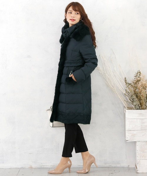 ElegChic(エレグシック)の「ダブルボタンファーフード ロング ダウンコート 結婚式対応(ダウンジャケット/コート・レディース・ピンクベージュ/グレイッシュベージュ/ブラック/ネイビー・M/L)」の21枚目の写真