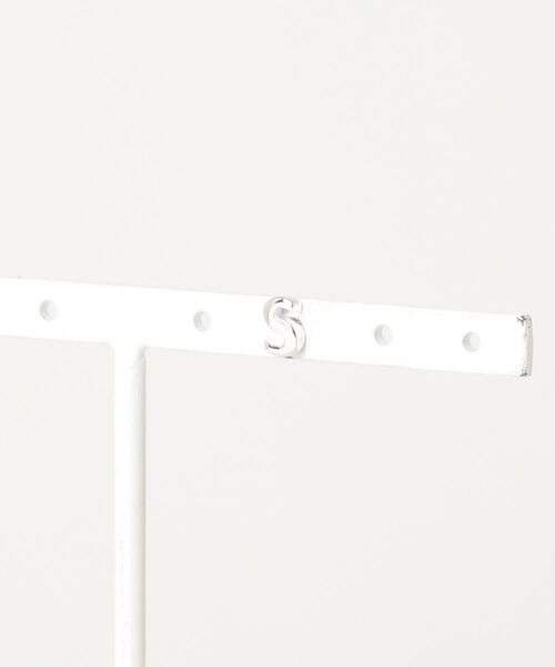TONE SELECT GOODS（トーンセレクトグッズ）の「【925 SILVER ACC】イニシャルピアスSV925(OG)（ピアス（片耳用）・レディース・A/D/E/G/H/K/M/N/P/Q/R/U/V/W/X/Y/Z/B/T/L/O/S・FREE/SMALL）」の15枚目の写真