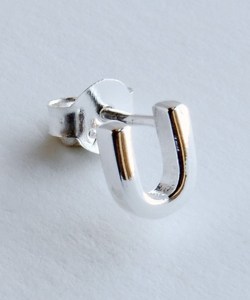 TONE SELECT GOODS（トーンセレクトグッズ）の「【925 SILVER ACC】イニシャルピアスSV925(OG)（ピアス（片耳用）・レディース・A/D/E/G/H/K/M/N/P/Q/R/U/V/W/X/Y/Z/B/T/L/O/S・FREE/SMALL）」の17枚目の写真