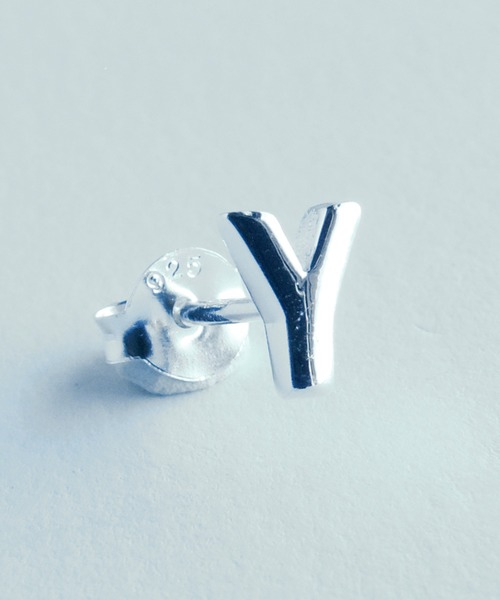 TONE SELECT GOODS（トーンセレクトグッズ）の「【925 SILVER ACC】イニシャルピアスSV925(OG)（ピアス（片耳用）・レディース・A/D/E/G/H/K/M/N/P/Q/R/U/V/W/X/Y/Z/B/T/L/O/S・FREE/SMALL）」の21枚目の写真
