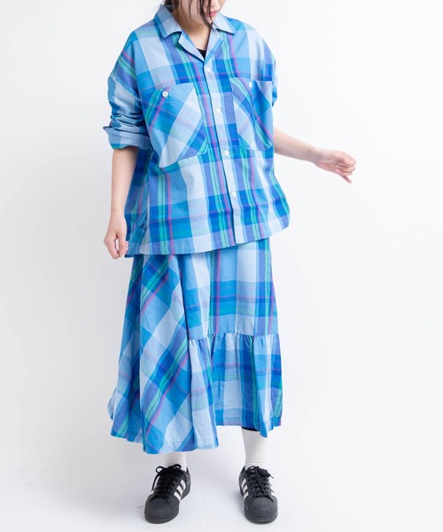 RNA（アールエヌエー）の「B2538 スプリングチェックダディシャツ（シャツ/ブラウス・レディース・ブラック/ピンク/ブルー・MEDIUM）」の21枚目の写真