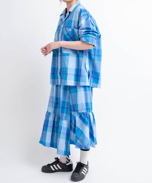 RNA（アールエヌエー）の「B2538 スプリングチェックダディシャツ（シャツ/ブラウス・レディース・ブラック/ピンク/ブルー・MEDIUM）」の22枚目の写真