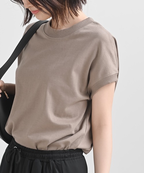 rps(アールピーエス)の「プチハイネックプルオーバー(Tシャツ/カットソー・レディース・ネイビー/ベージュ/パープル/ダークグリーン/ブラック/ブルー/アイボリー/その他/グレイッシュベージュ/マスタード/モカ/ブラック系その他2/ライトカーキ・M/フリー)」の5枚目の写真