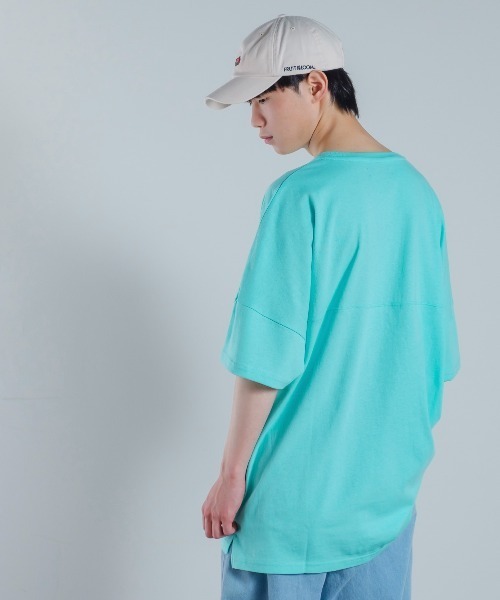 リンカブル　フレアタグ　Tシャツ(オフホワイト×グリーン) ネオン セール】オーバーサイズ 半袖 フットボール Tシャツ ネオン