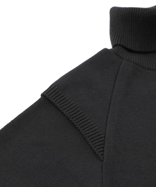 F（エフ）（エフ）の「【F】ダブルスリーブタートルネック（ニット/セーター・メンズ・ホワイト/ブラック・1/2）」の22枚目の写真