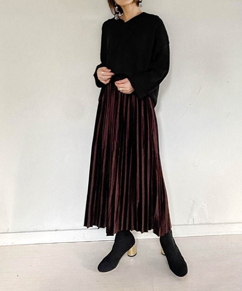 muure（ミュール）の「ベロアプリーツスカート（スカート・レディース・ブラック/ダークブラウン/ブラウン/カーキ/シルバーグレー・FREE）」の3枚目の写真