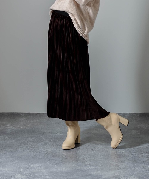 muure（ミュール）の「ベロアプリーツスカート（スカート・レディース・ブラック/ダークブラウン/ブラウン/カーキ/シルバーグレー・FREE）」の9枚目の写真
